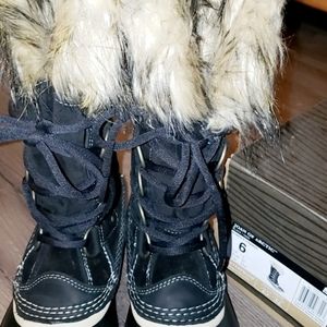 NWOT Sorel Women's Joan of Arctic Winter Boot Size 6